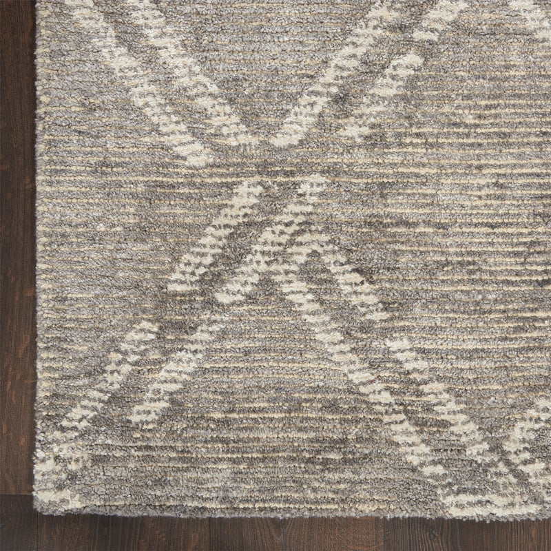 Nourison Venosa VSN01 Geometric Rugs in Grey Ivory
