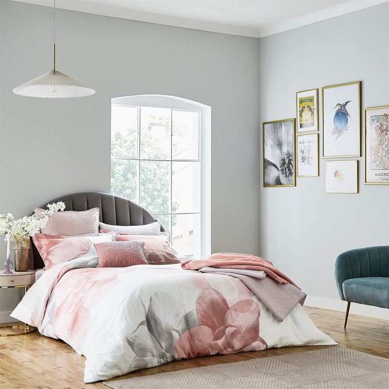 Photo Magnolia Bedding by Ted Baker in Pink