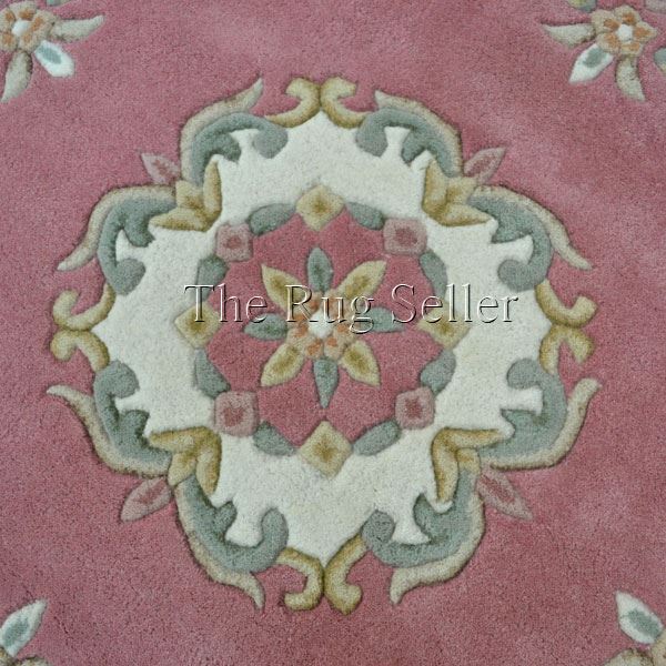 Royal Aubusson Circular rugs in Rose