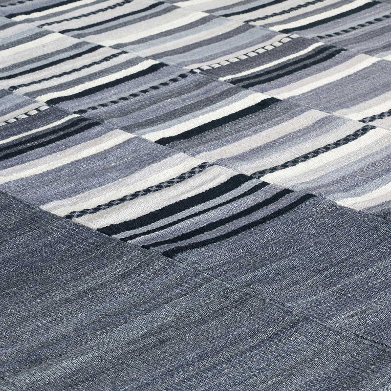 Navajo Rugs in Stripe Grey